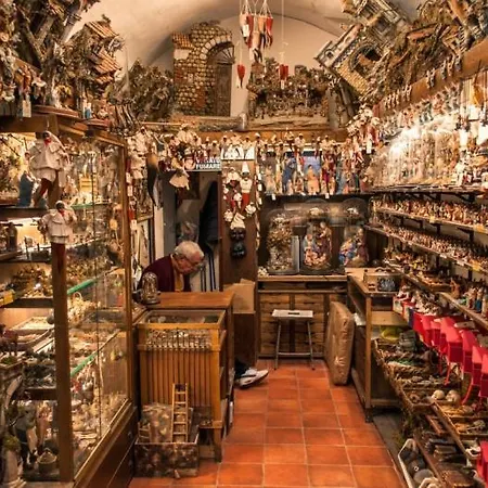 Grande & Favoloso Vicino Il Museo Madre Lägenhet Neapel