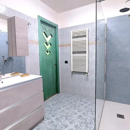 Grande & Favoloso Vicino Il Museo Madre