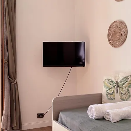 Grande & Favoloso Vicino Il Museo Madre Lägenhet Neapel